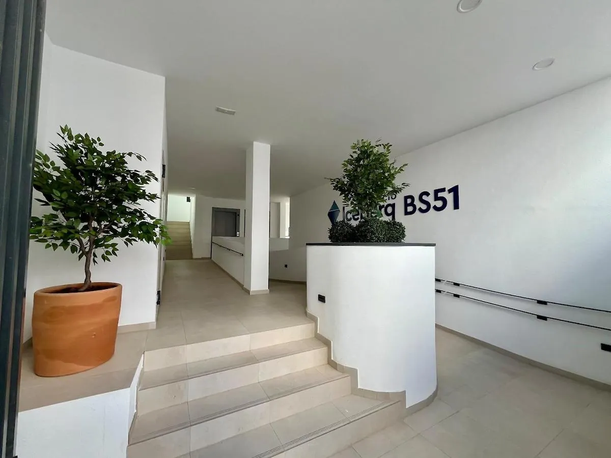 New Casa Raton Central, Pool, Wifi, Parking Tarifa Apartment