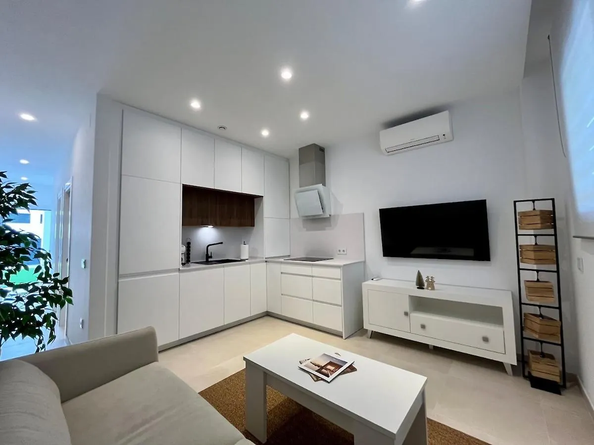 New Casa Raton Central, Pool, Wifi, Parking Tarifa 0*,